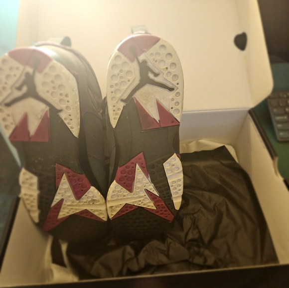 Jordan 7 RetroValentine's Day (2015) (GS) - Picture 3 of 4